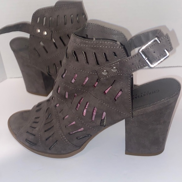 gray suede winter sandal size 11 block 3in heel - Picture 2 of 4